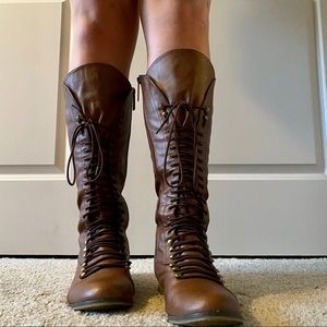 Breckelle’s Knee High Lace Up Boot